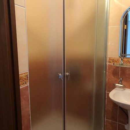 Гостевой Дом Айша Guest House Aisha Cholpon-Ata Esterno foto